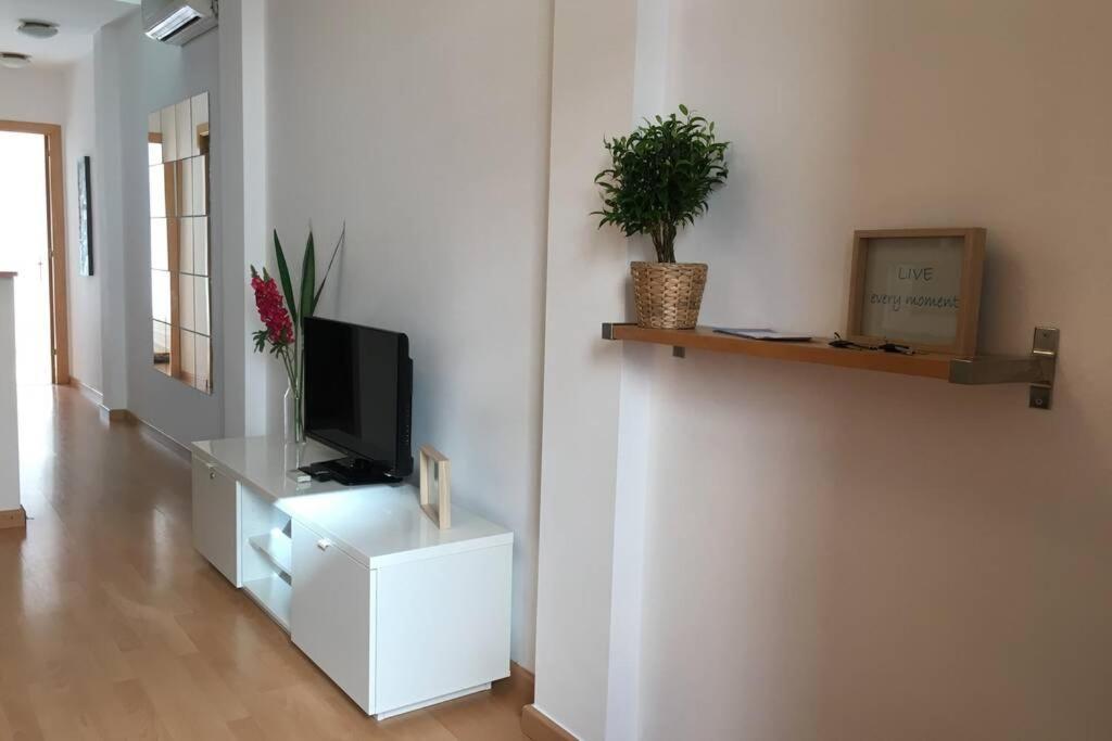 Pretty Apartament Barcelona Bagian luar foto